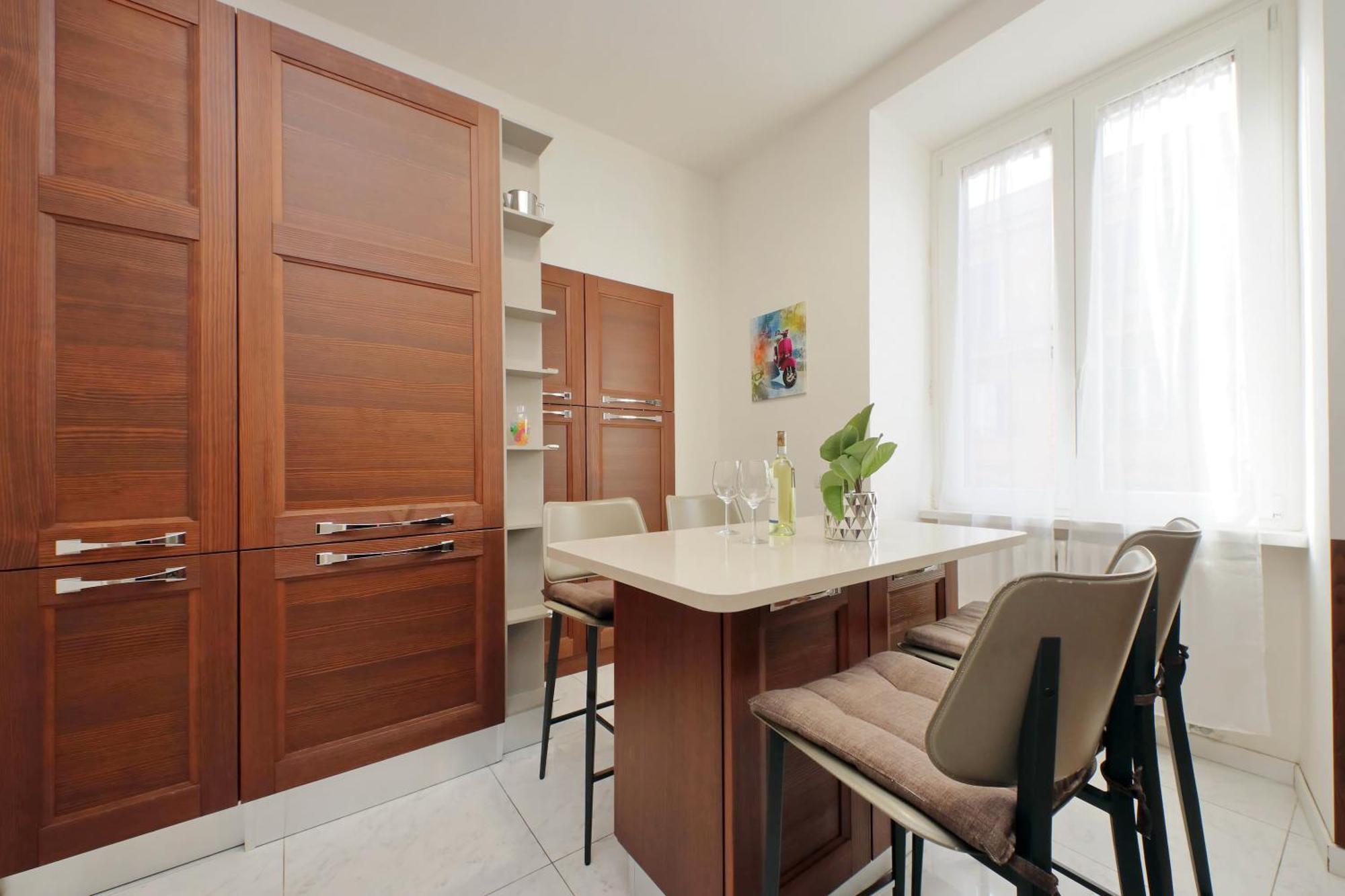 Elegant And Spacious Apartment, Vespasiano 9 Apartment